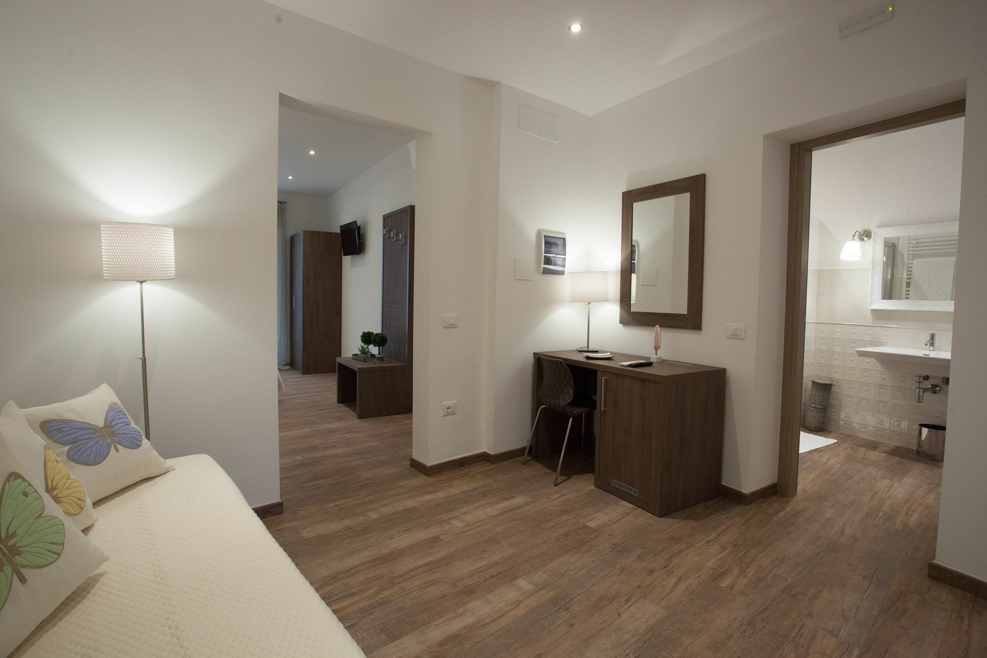 אסיסי Magnifica Luxury Suites מראה חיצוני תמונה